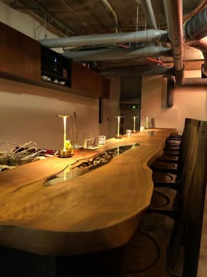 thumbnail: Restaurant