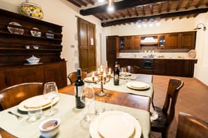 thumbnail: Dining room