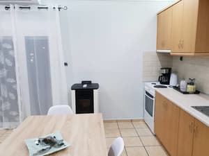 thumbnail: In-room dining