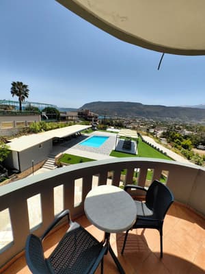 thumbnail: Terrace/patio