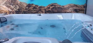 thumbnail: Jetted tub