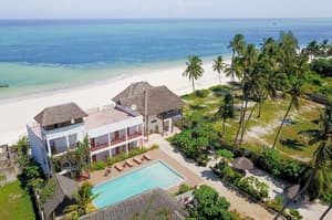 thumbnail: Front of property