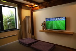 thumbnail: Room