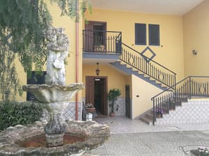 thumbnail: Property entrance