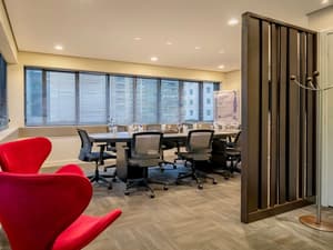 thumbnail: Business center