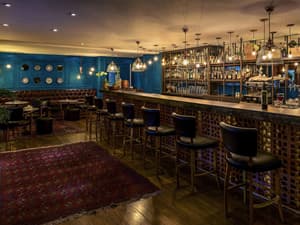 thumbnail: Bar (on property)
