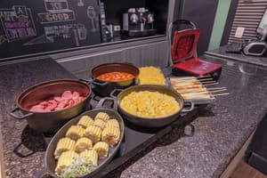 thumbnail: Breakfast buffet