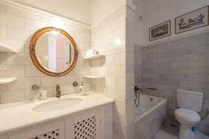 thumbnail: Bathroom