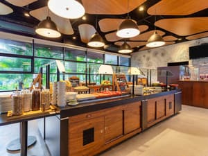 thumbnail: Breakfast area
