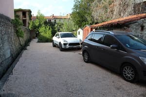 thumbnail: Parking