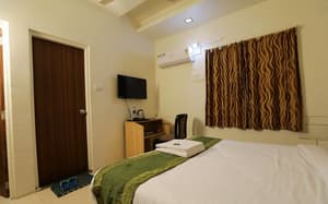 thumbnail: Interior