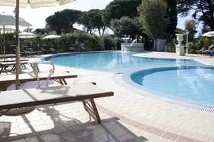 thumbnail: Outdoor pool