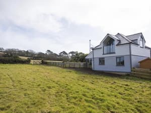thumbnail: Exterior
