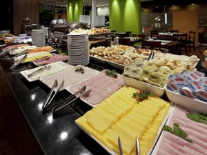 thumbnail: Restaurant