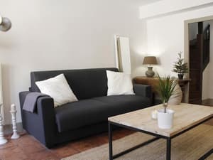 thumbnail: Lounge