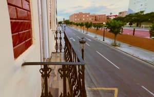 thumbnail: Exterior