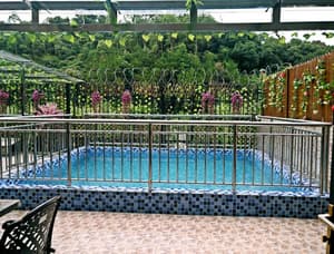 thumbnail: Outdoor pool