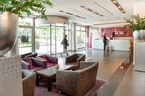 thumbnail: Interior entrance