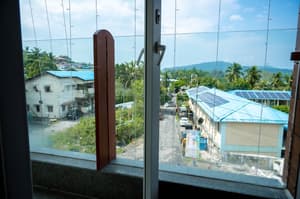 thumbnail: Balcony view