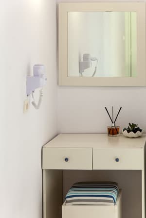 thumbnail: Room amenity