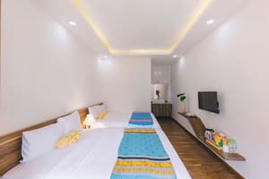 thumbnail: Room