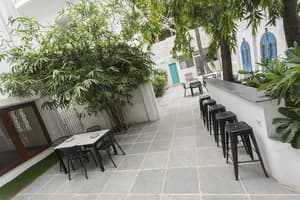 thumbnail: Breakfast area