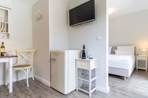 thumbnail: Interior