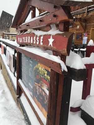 thumbnail: Restaurant