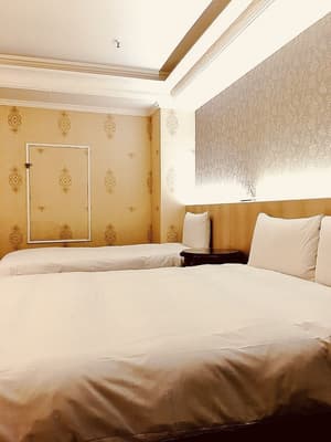 thumbnail: Room