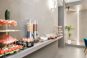 thumbnail: Breakfast buffet