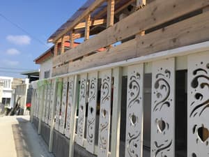 thumbnail: Exterior