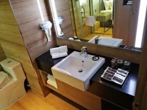 thumbnail: Bathroom sink
