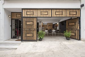 thumbnail: Exterior