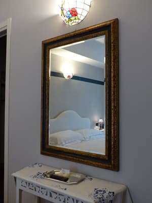 thumbnail: Room amenity