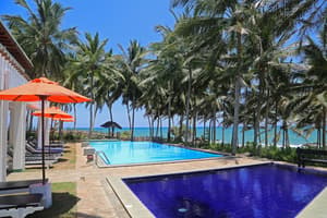 thumbnail: Outdoor pool