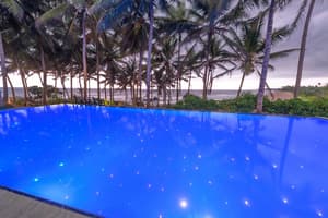 thumbnail: Pool