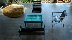 thumbnail: Lobby sitting area