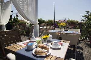 thumbnail: Breakfast area