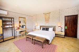 thumbnail: Room