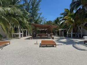 thumbnail: Exterior