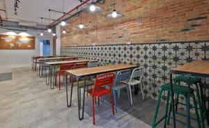 thumbnail: Restaurant