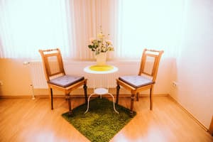 thumbnail: In-room dining