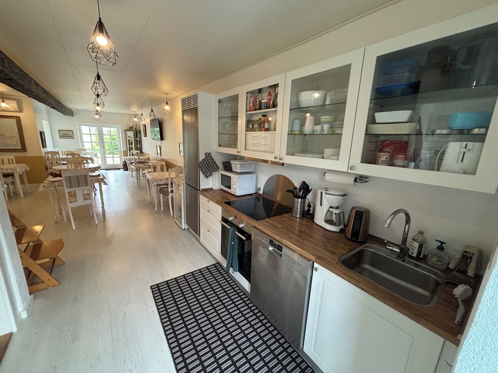 Shared kitchen facilities