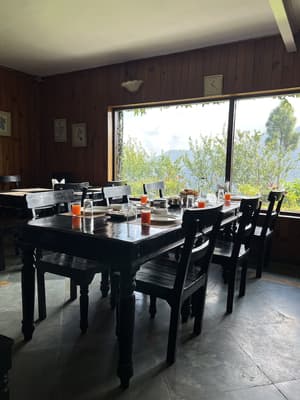 thumbnail: Dining