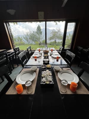 thumbnail: Dining