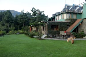 thumbnail: Front of property