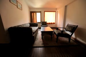 thumbnail: Lobby sitting area