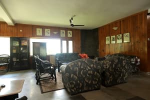 thumbnail: Dining room
