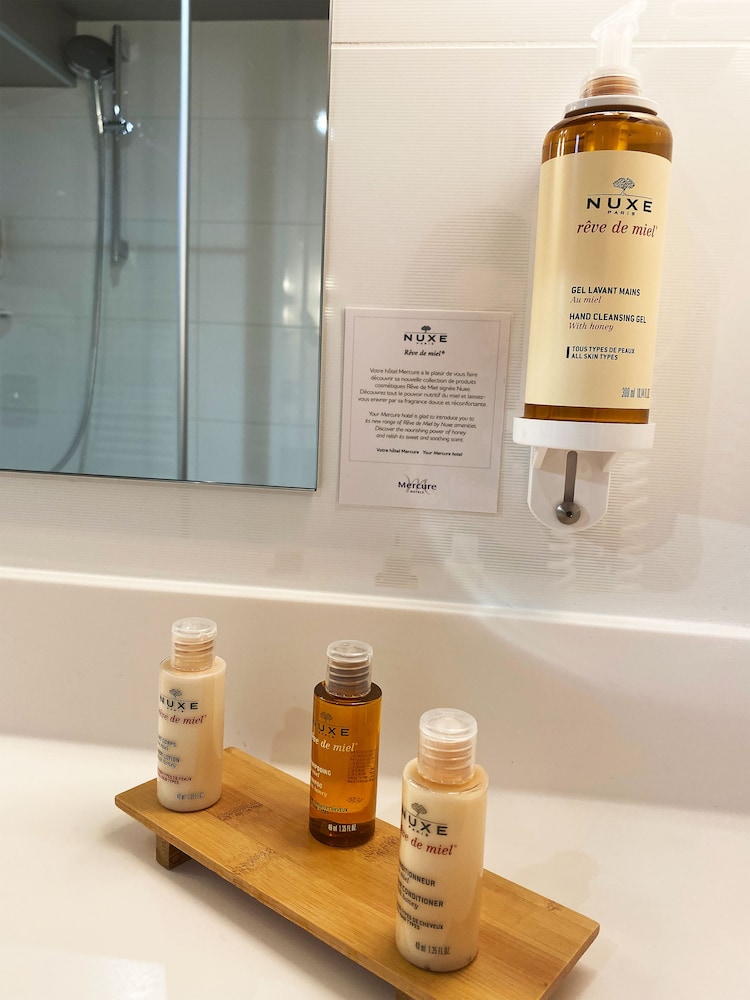 Room amenity