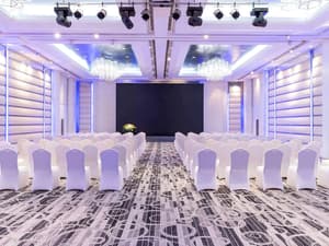 thumbnail: Banquet hall